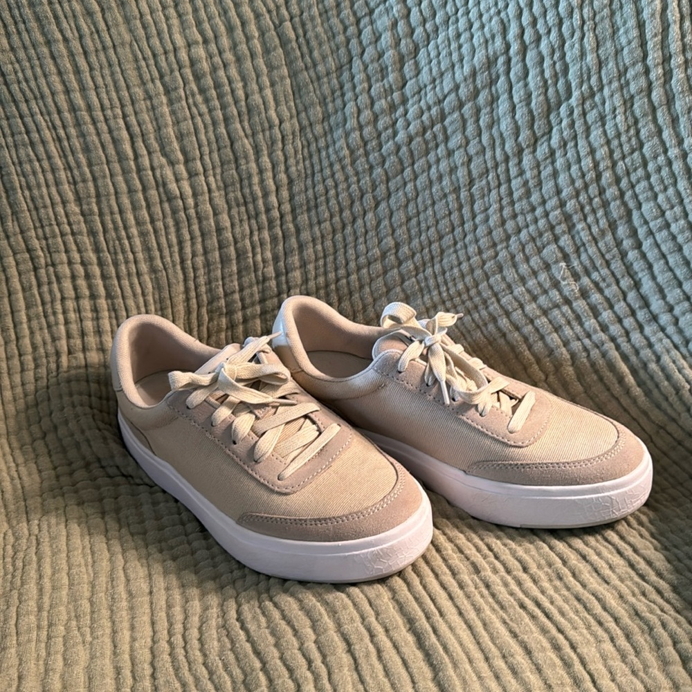 Kizik Women’s Prague Sneakers Sz 8.5